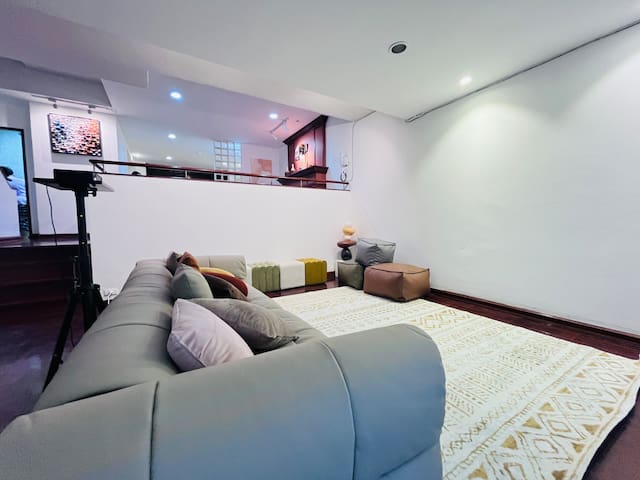 4 Bedroom, 5 Bath Villa/One Bangkok/Free Parking gallery image 4