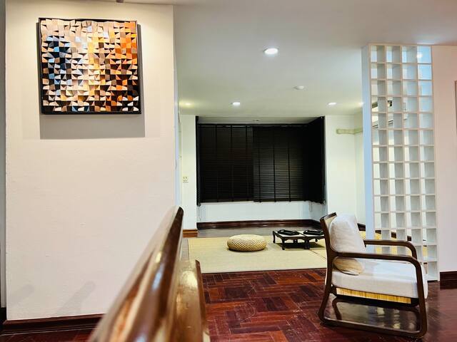 Central 4BR Villa /Siam / One Bangkok & Parking gallery image 5