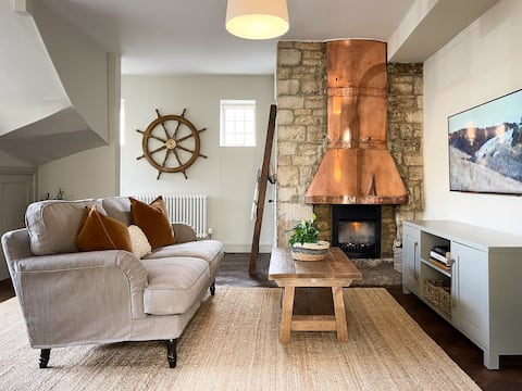 Successful Airbnb property: Victory Cottage - Luxury Escape - Cirencester in Cirencester