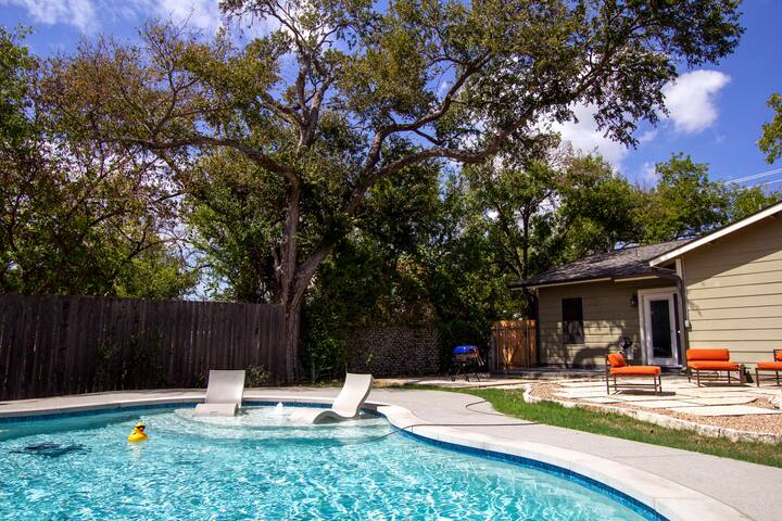 Hip East Austin Home w/Pool & Patio near Downtown