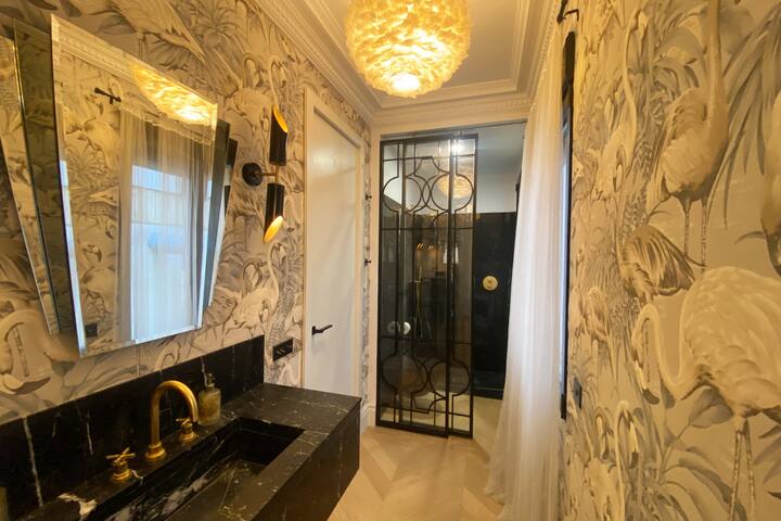 Luxury apartment in Gran Vía town center gallery image 4