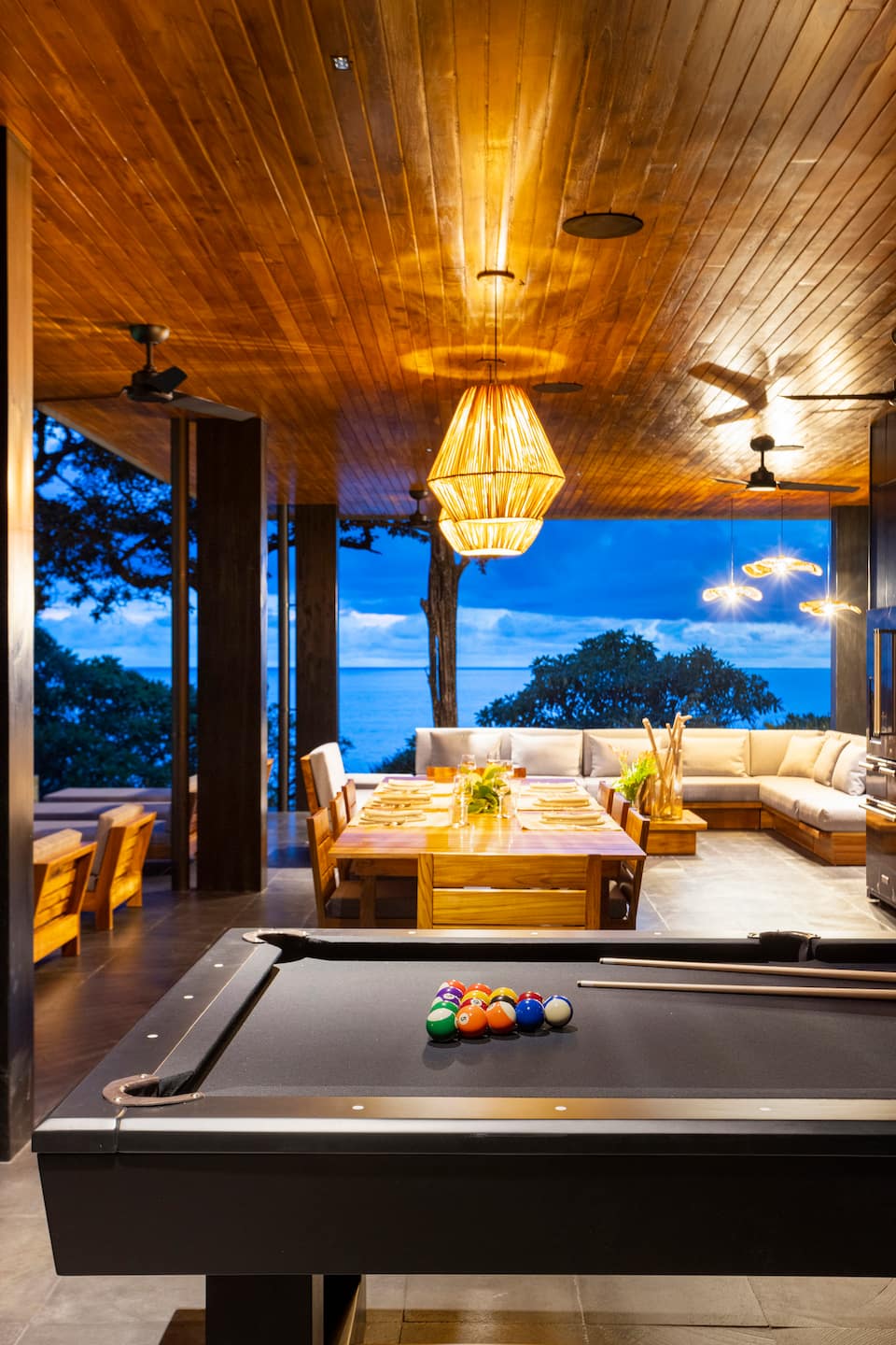 Perla Negra, a dark-timber villa above the Pacific, Puerto Carrillo, Guanacaste, Costa Rica, photo 6 of 10