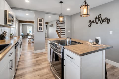 Sleeps 16, Spacious ~ Kings Island, Tennis, Sports