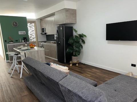 Popular Airbnb listing: Modern illuminated house with air conditioning 10 minutes from the airport in Palmira