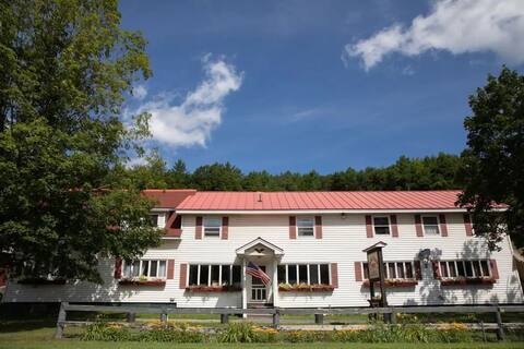 Killington area entire Inn to yourself! 14bd/15bth
