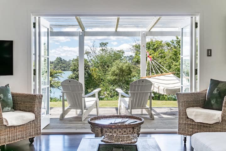 Mara Kai Retreat • Waterfront Peaceful Retreat - Raglan