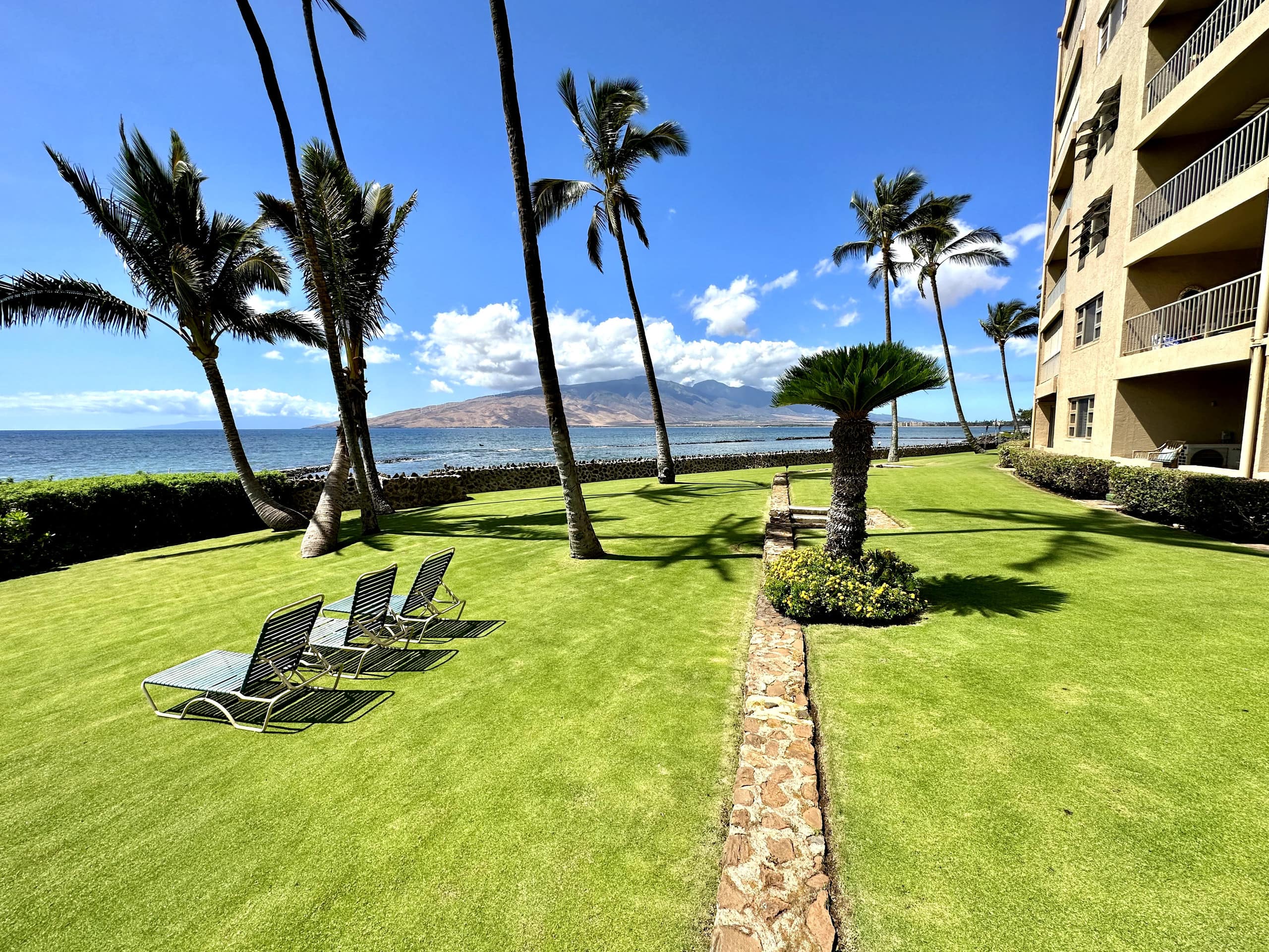 Condo in Kihei · ★4.86 · 2 bedrooms · 3 beds · 2 private baths - Image 32