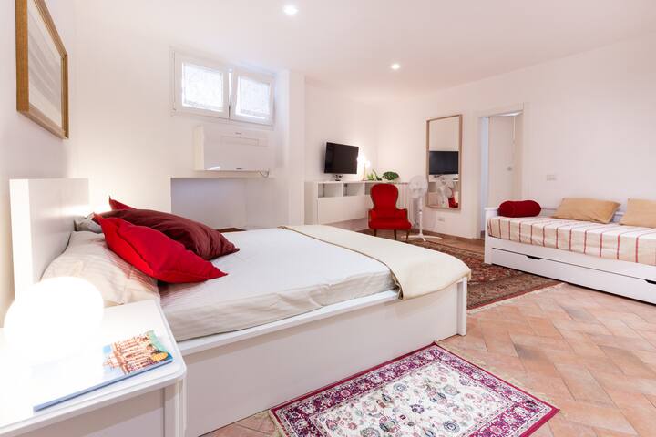 Trevi Grand Suite Spaziosissimo! gallery image 3