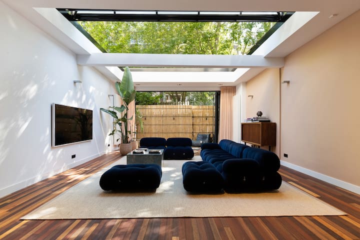 High-end design loft (190m2)