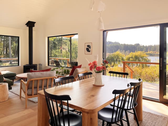 Luxury 2BR Cabin on St. Mary Lake gallery image 2