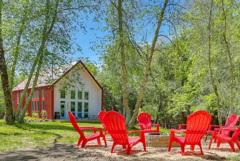 Bethel NY Wellness Retreat w/ Spa Amenities