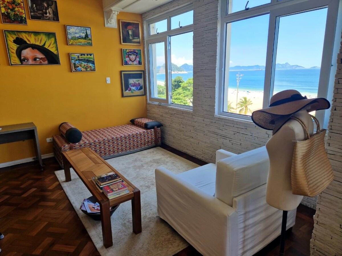 غرفة المعيشة