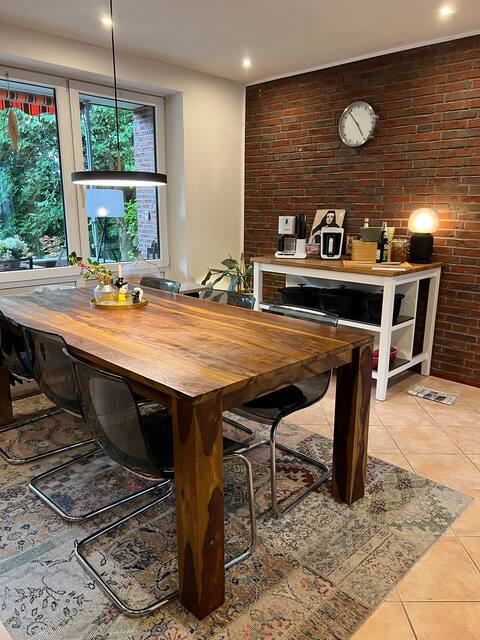 House with sauna, fireplace and garden