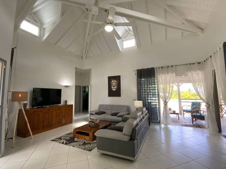 Villa Wan, Villa Créole Moderne à St François - Guadeloupe