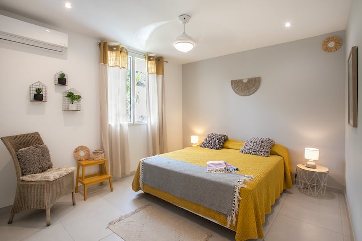 PINEL GARDEN:
BEDROOM 2 (king-size bed, A/C, Fan, Bathroom 2 in the corridor , to be shared with bedroom 3 )