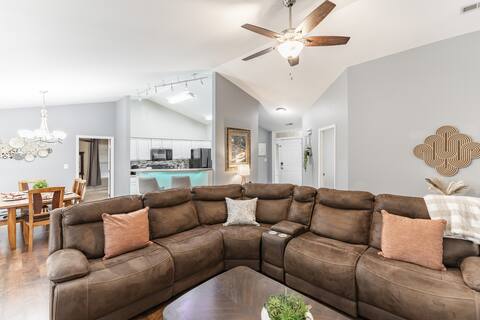 The Cozy Cove-4BR - Pets Welcome!