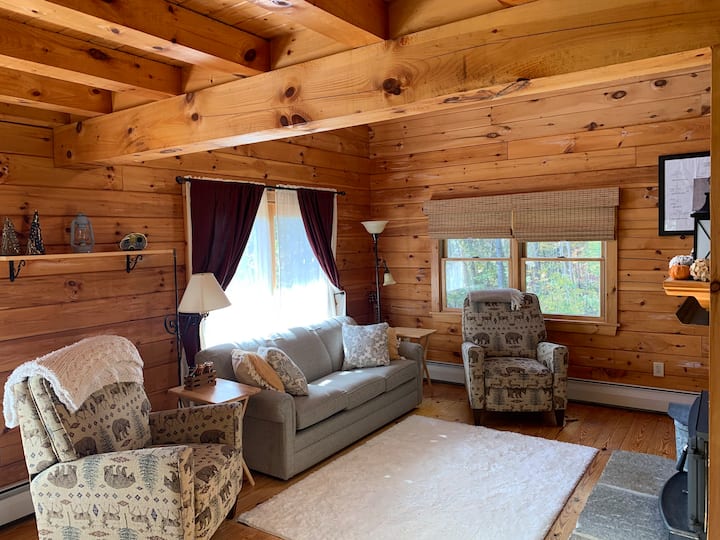 Little Ascutney Post &Beam Chalet -Cozy Near Okemo - Wilgus State Park, Springfield