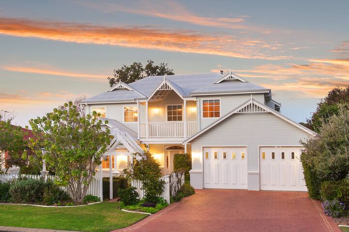 Hampton House in Old Dunsborough gallery image 2