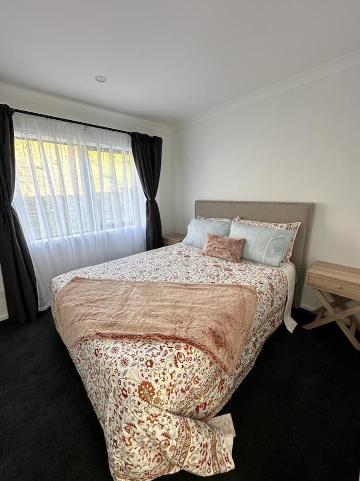 Cosy Private Apartment, close to Police College