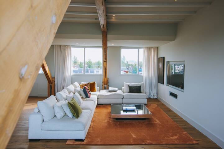 Luxury penthouse Museumquarter gallery image 2