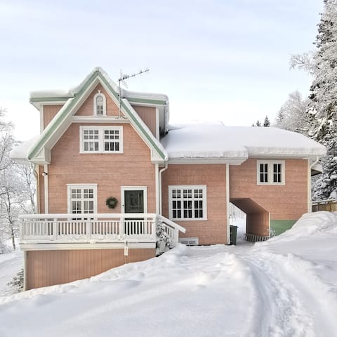 Unique apartment with large garden in the middle of Funäsdalen