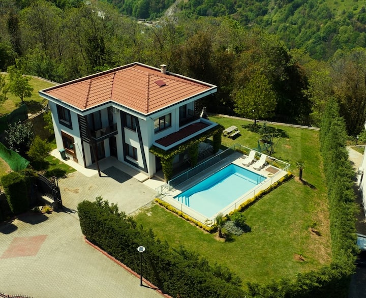 Villa Nevras Deluxe (Sıcak Havuzlu) - Kocaeli