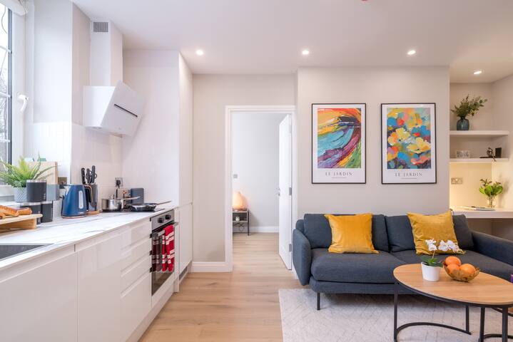 Tabard House Apartment In London Bridge gallery image 2