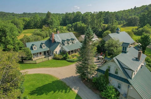 Unique stay at a horse sanctuary