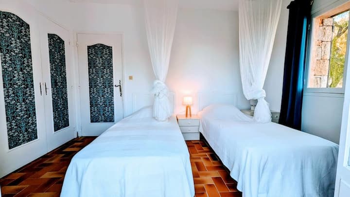 საძინებელი 1