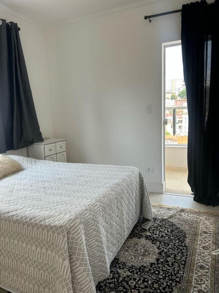 спалня 2 двойно легло с балкон