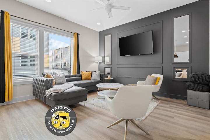 10min->Broadway! Daisy’s Southern Belle East Nash!