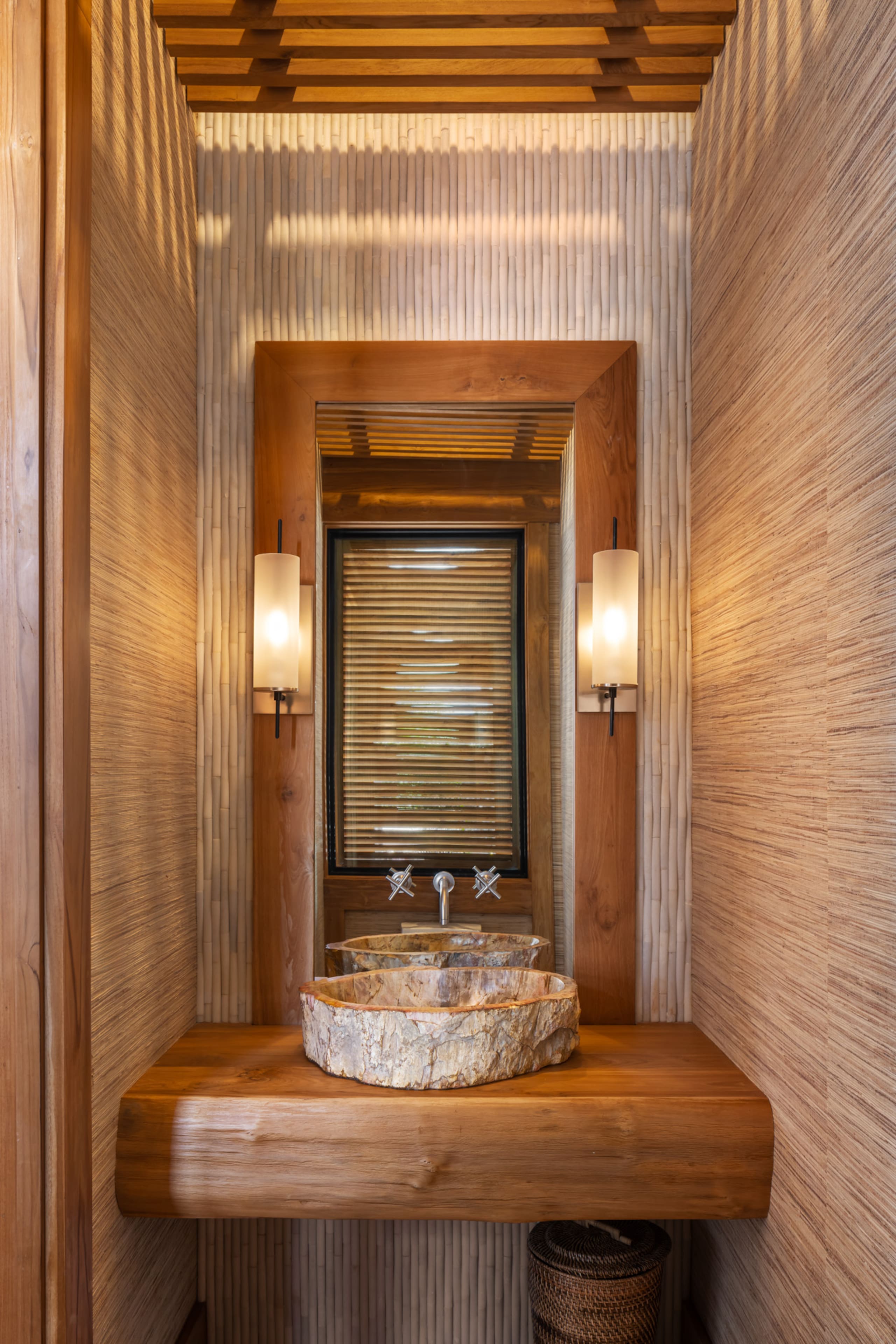Teak House - Photo 24