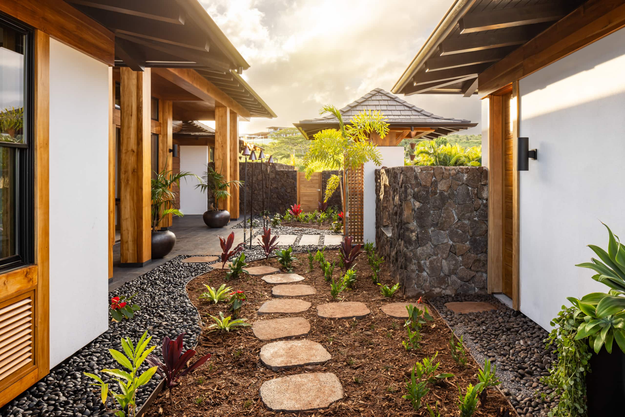 Teak House - Photo 34