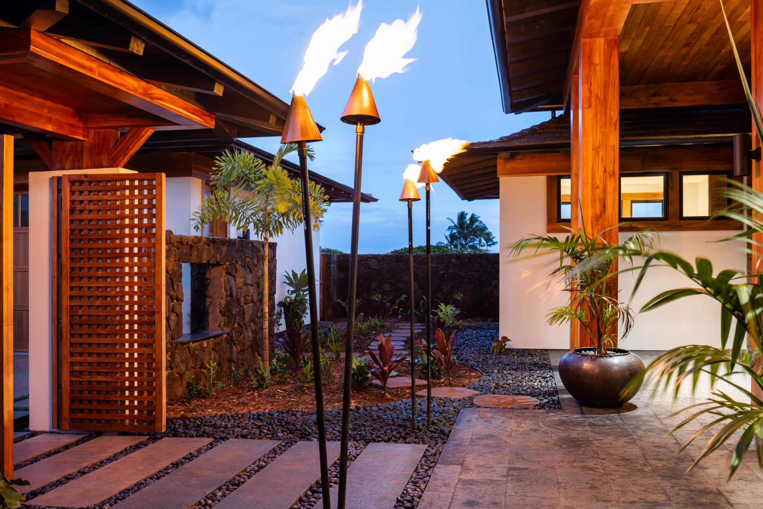 Teak House - Photo 35