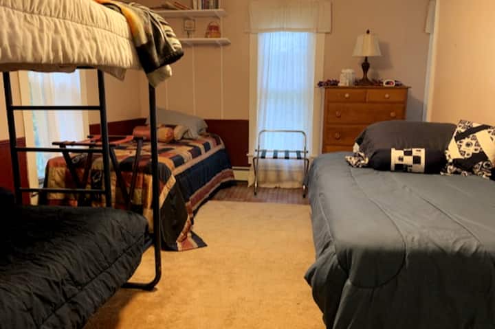 Საძინებელი 3
