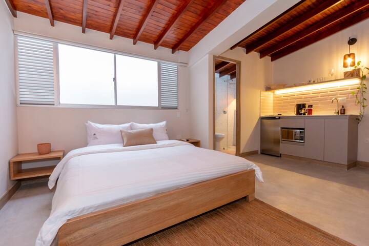 Casa Clarita managed Airbnb listing 3
