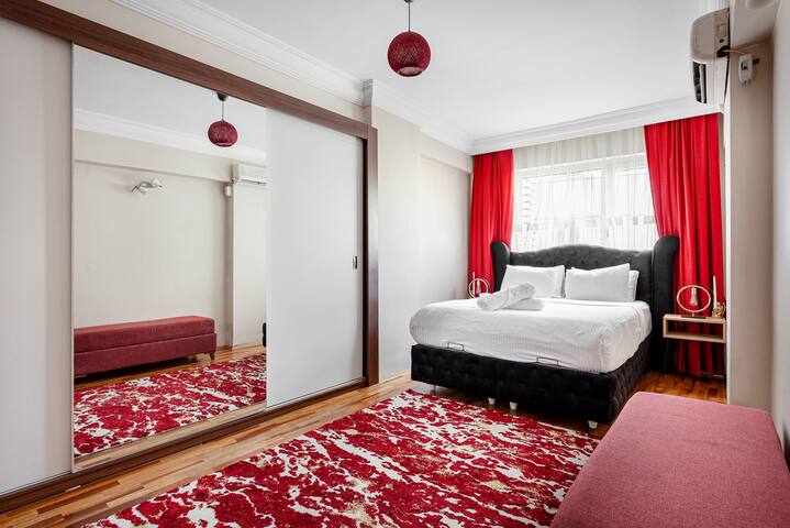 Superb-Spacious 4BR-2BA /1 Min.Cevahir Mall-Metro gallery image 4