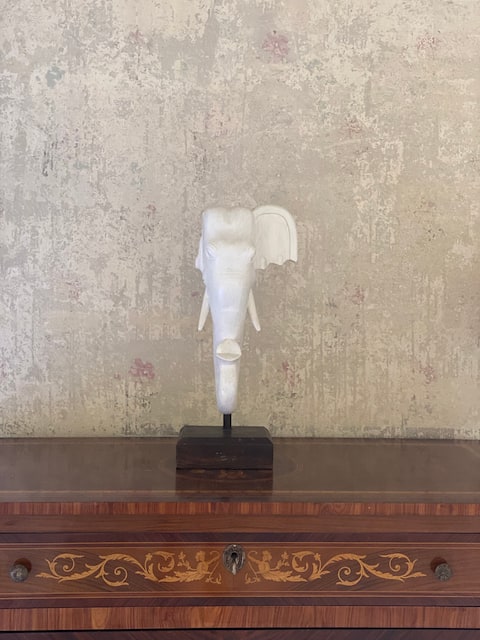 7. Frecavalli Apartment in a Historic Building