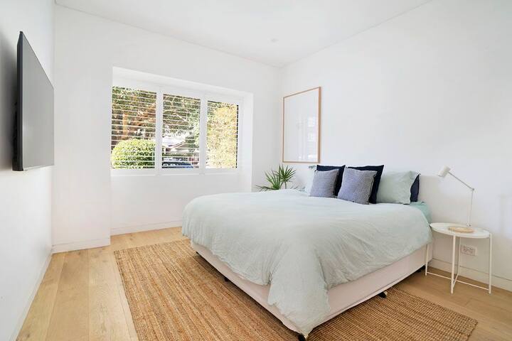 Randwick Retreat gallery image 2