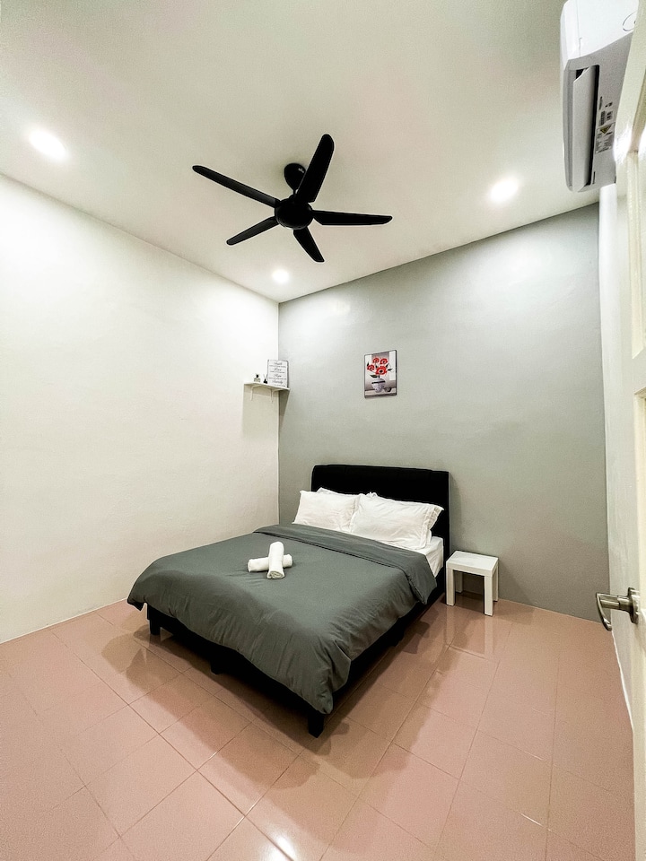 غرفة النوم 2