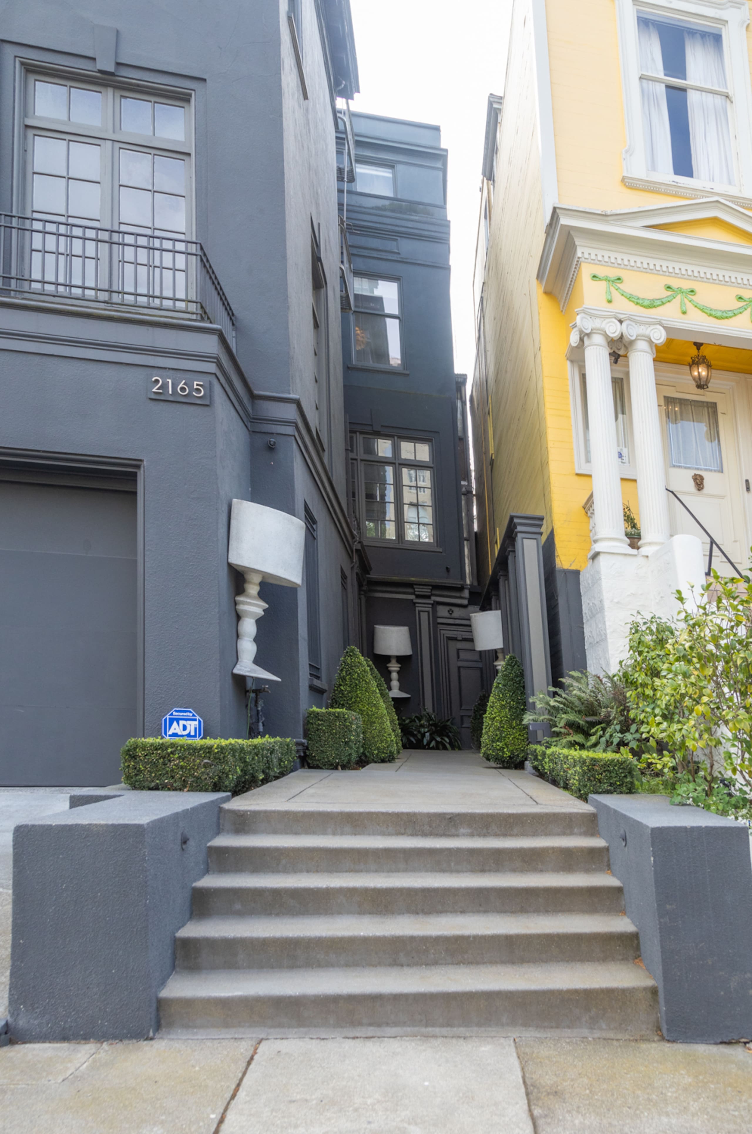 Home in San Francisco · ★5.0 · 4 bedrooms · 4 beds · 5 baths - Image 61