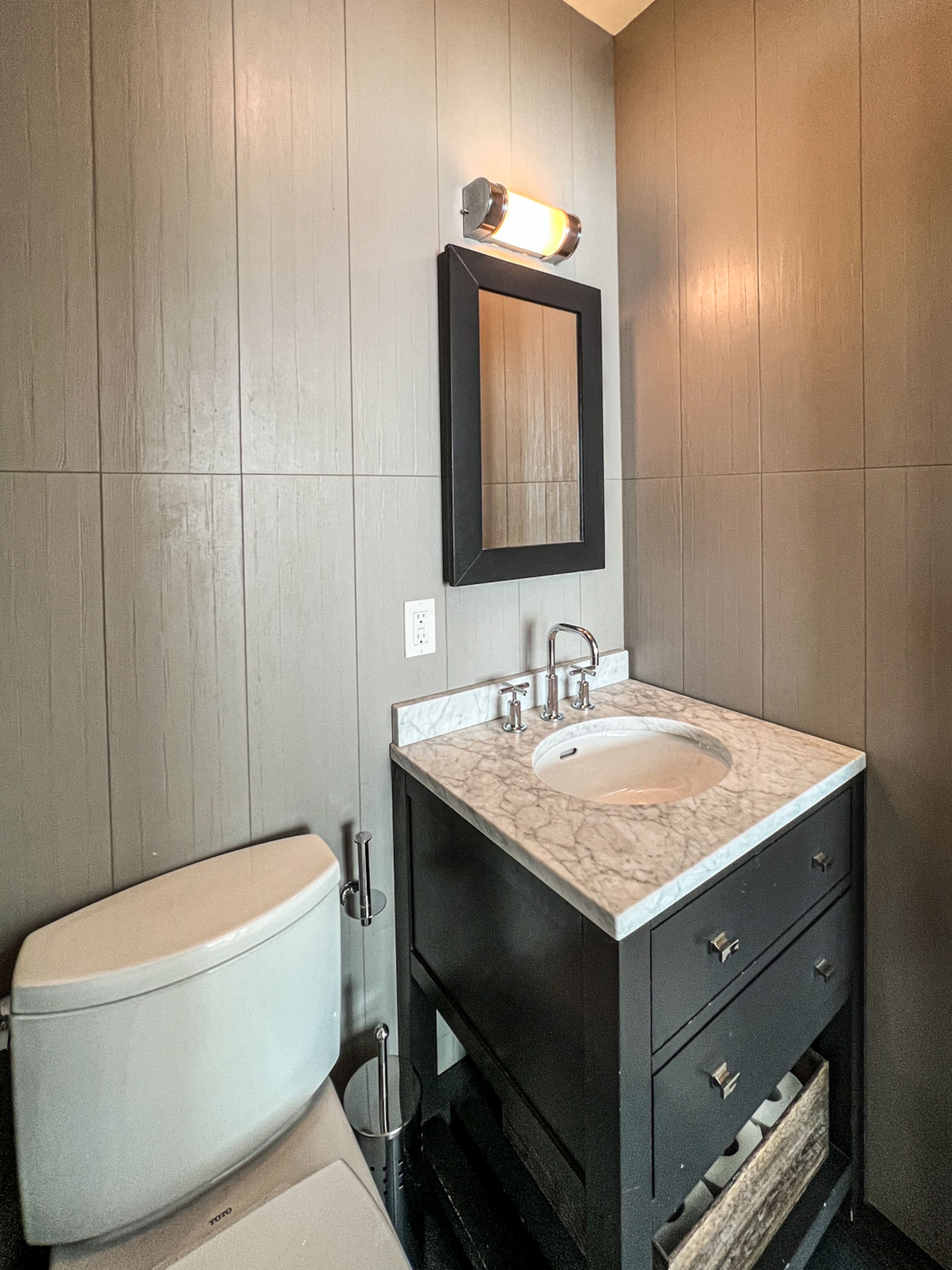Home in San Francisco · ★5.0 · 4 bedrooms · 4 beds · 5 baths - Image 45