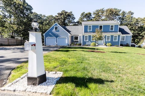 Rare Updated Cape Cod Find!