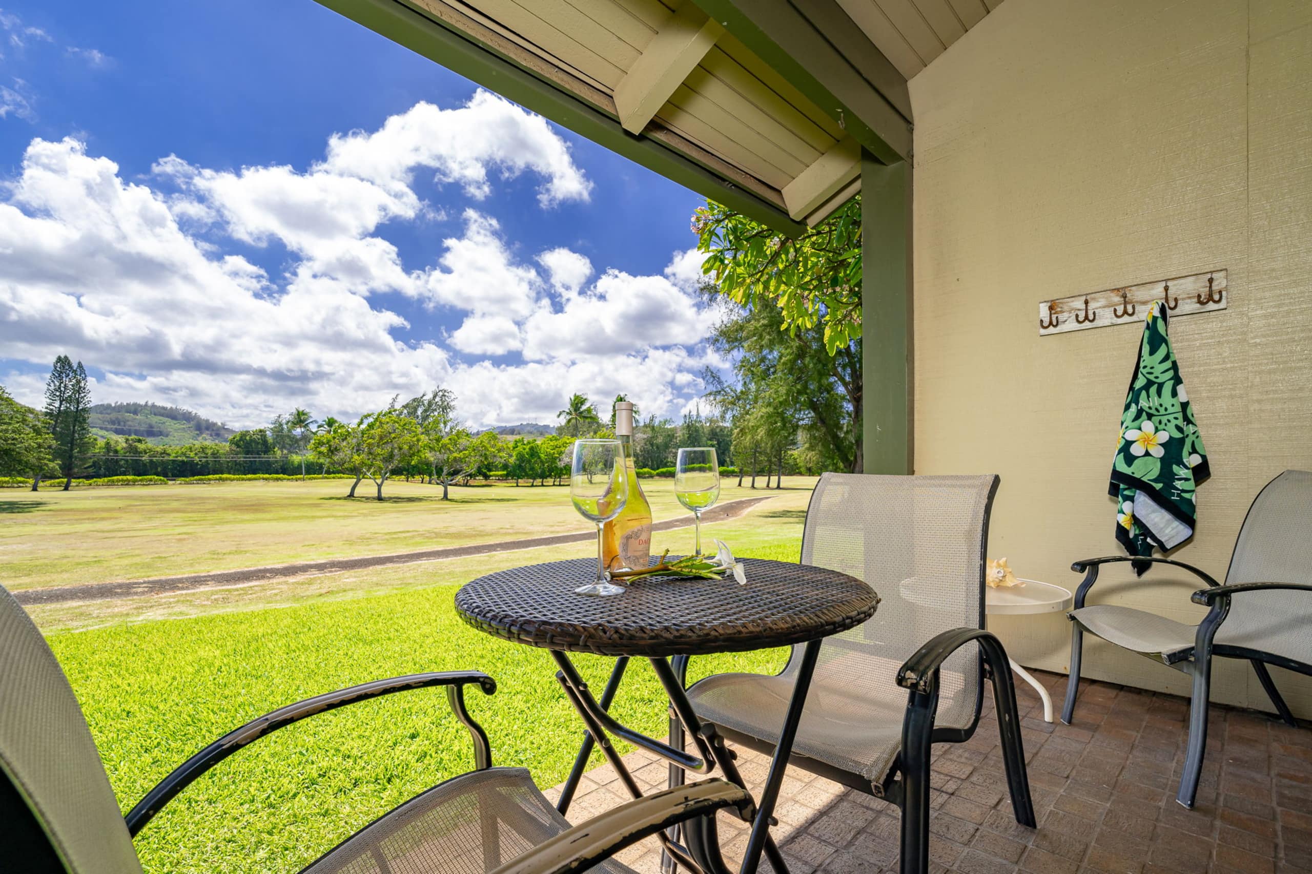 Condo in Kahuku · ★4.83 · 3 bedrooms · 4 beds · 2 private baths - Image 10