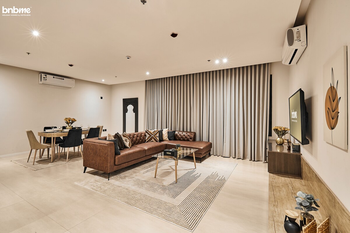 bnbmehomes | Spacious Serenity | nr Wonder Garden