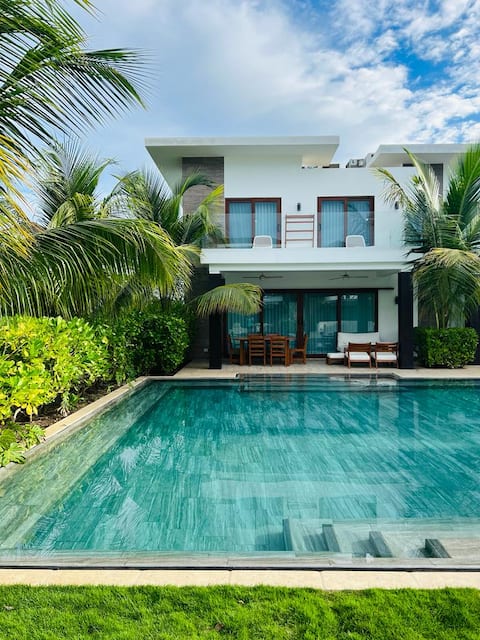 Villa La Mar, Monterrico