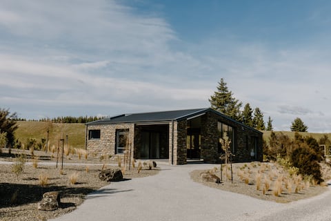 Kowhai Cottage, Dublin Bay Wanaka