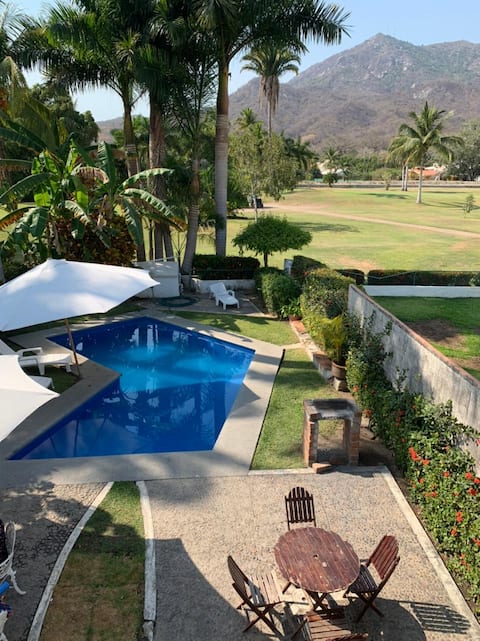 Casa Ceiba Club, Santiago