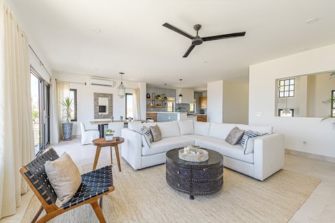 Top Airbnb: Spectacular family home ocean view beach access in San José Del Cabo