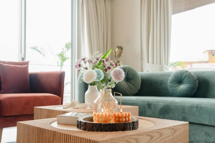 Living room image 9